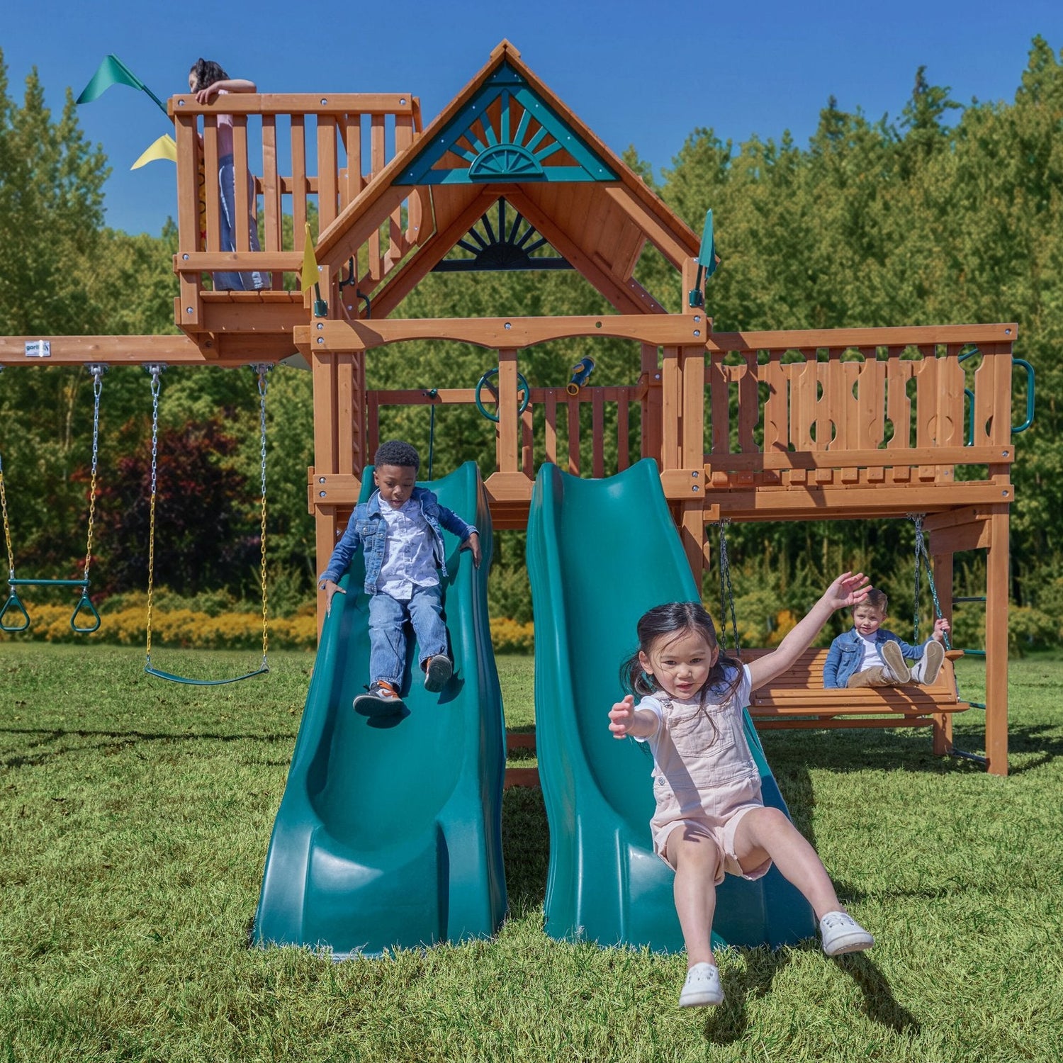 Summerville Deluxe Swing Set