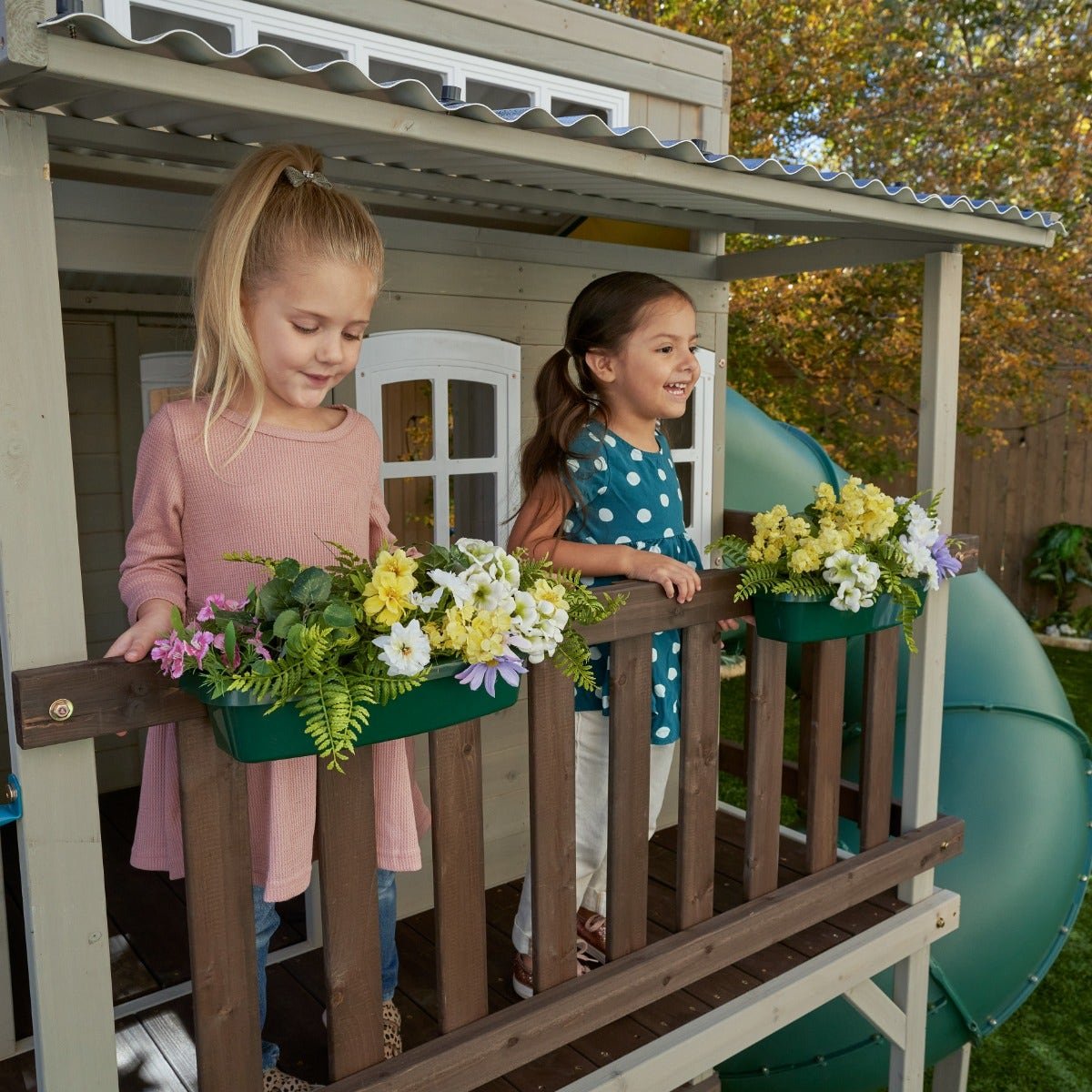 Cozy Escape Playhouse – Installation Available