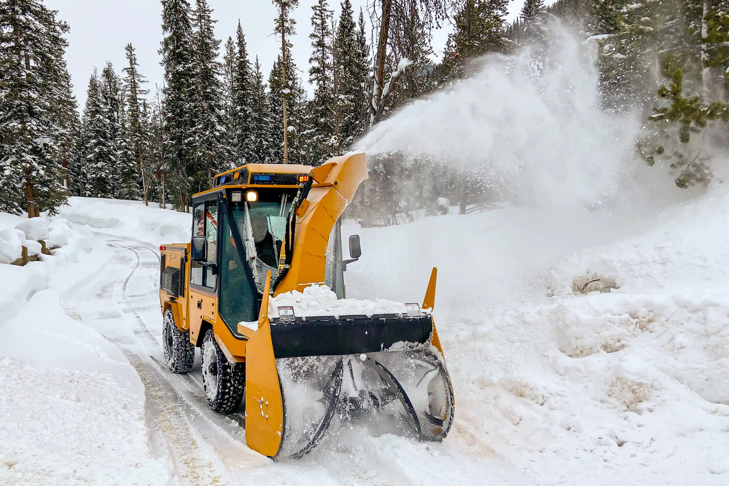Snow Blowers & Winter Gear
