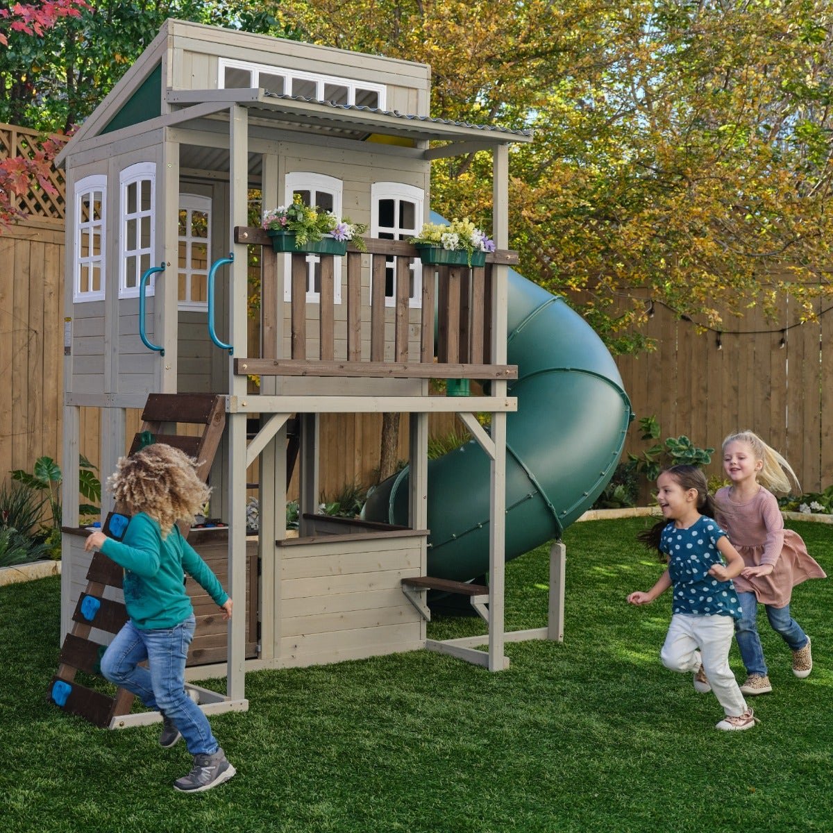 Cozy Escape Playhouse – Installation Available